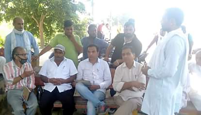 भाजू गांव में पहुंची टीम का विरोध Opposition of the team reached Bhaju village