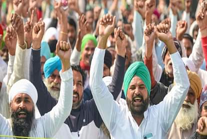 किसान आंदोलन: 18 को 6 घंटे तक रोकेंगे ट्रेनें, 26 को लखनऊ में महारैली, एसकेएम ने किया एलान Farmers will stop trains on 18 October