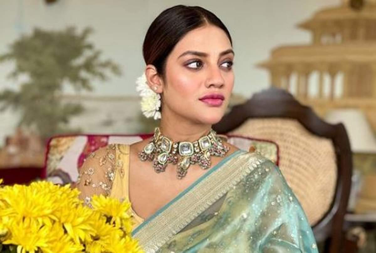 सोशल मीडिया: यश दासगुप्ता के साथ एन्जॉय कर रही हैं नुसरत जहां, यूजर बोले- शर्म करो! Nusrat Jahan is enjoying with Yash Dasgupta user said be a little ashamed