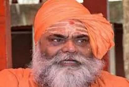 वर्चस्व की जंग : एक अखाड़ा परिषद में दो अध्यक्षों ने संभाला काम, उलझी सियासत In akhara parishad two presidents starts work