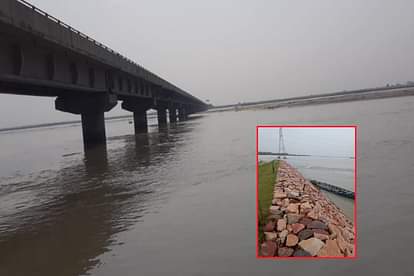 मौसम: पश्चिमी यूपी में बारिश से 7.9 डिग्री लुढ़का पारा, गंगा का जलस्तर बढ़ने से खादर क्षेत्रों पर मंडराया खतरा Weather:Temperature dropped due to rain in western UP, Ganga water level rise, danger looms over Khadar areas