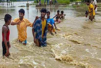 नेपाल : भारी बारिश ने मचाई तबाही, बाढ़ से अब तक 88 की मौत, 20 जिले बुरी तरह से प्रभावित Heavy rains in Nepal many people killed due to floods 20 districts badly affected