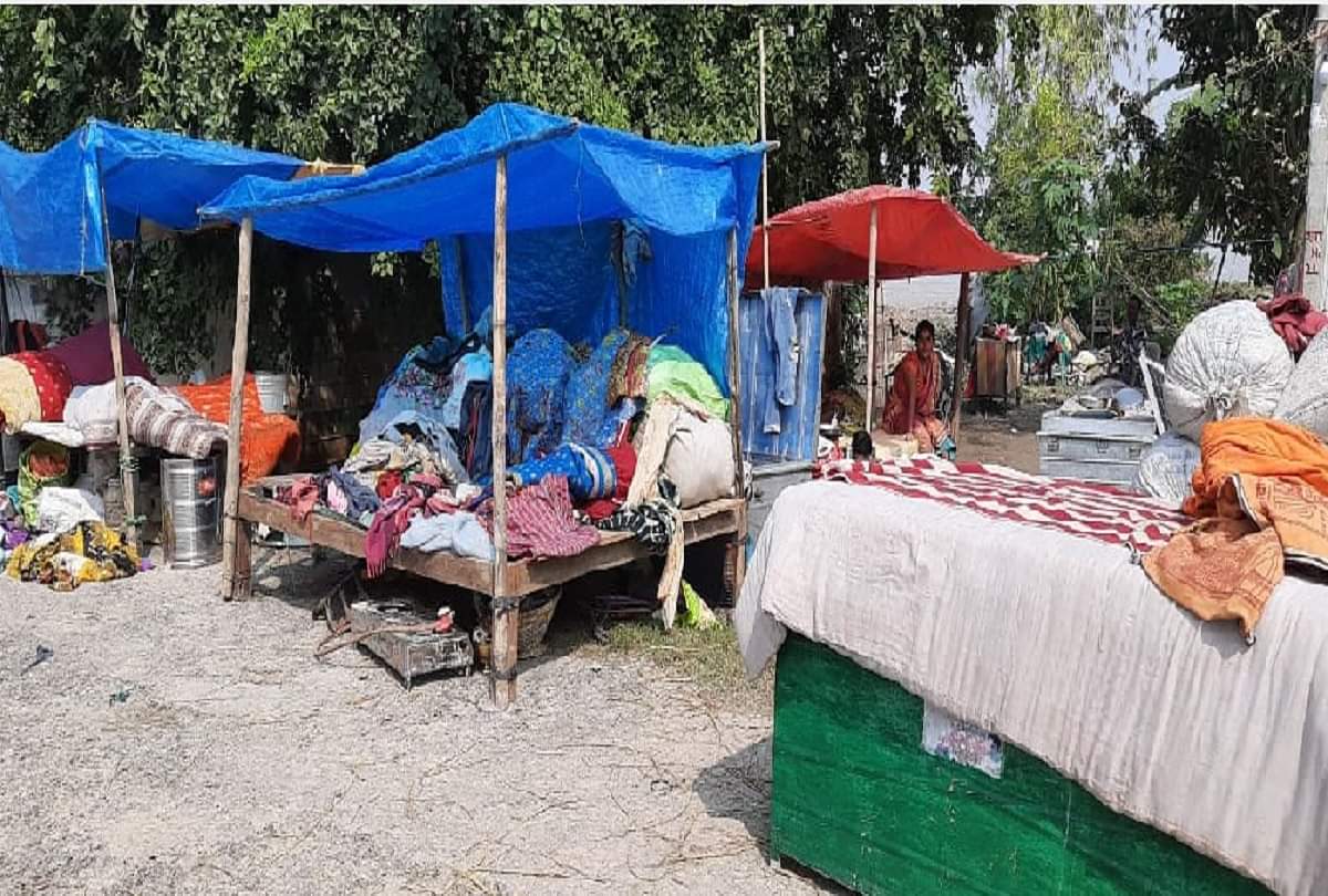 वो मंजर सोच कर भी कांप जाती है रूह: परिवार का ख्याल आते ही आंखों में आ जाते थे आंसू, मरना मान लिया तय... floods in pilibhit Six people climbed a tree to save their lives Saved after 74 hours see photos