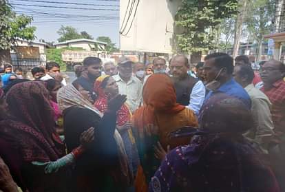 देहरादून: प्रेमनगर में देर रात हुए गोलीकांड में घायल युवक की मौत, परिजनों ने थाने में किया हंगामा Dehradun News: Youth Died During Firing in Prem Nagar late night