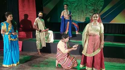 महिलाओं के अधिकारों को दर्शाता है नाटक ध्रुवस्वामिनी youth