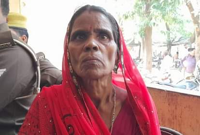 सीतापुर: आठ माह पहले हारी राधा के सिर सजा प्रधानी का ताज, पुर्नमतगणना में दो वोटों से जीत मिली Nakurikala gram panchayat candidate declared winner in recounting of votes.