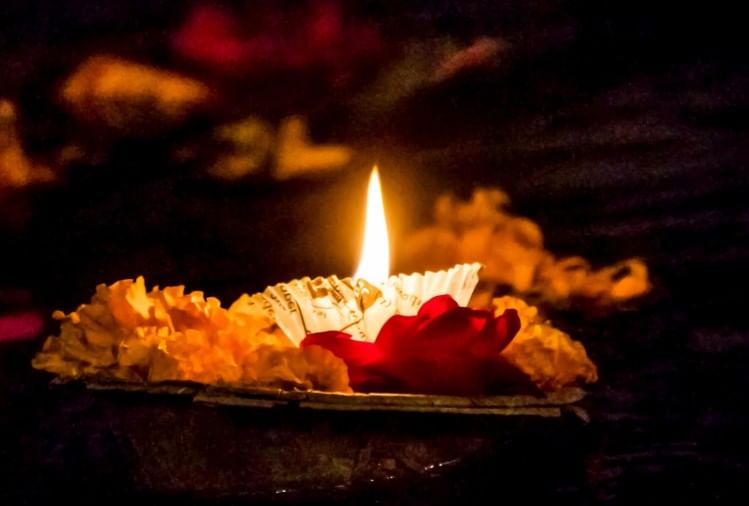 Chaitra Purnima 2023: चैत्र पूर्णिमा व्रत आज, जानें स्नान दान का शुभ मुहूर्त, पूजा विधि और महत्व Chaitra Purnima 2023 Date Time Puja Vidhi Shubh Muhurat in Hindi