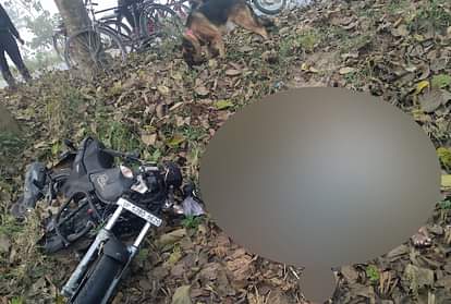 कुशीनगर: अलग-अलग सड़क हादसों में एक बाइक चालक की मौत, दो गंभीर boy died in different road accidents in kushinagar