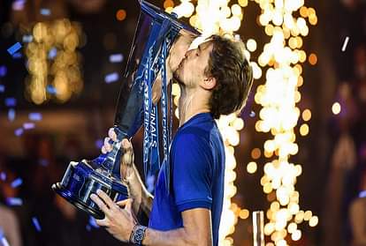 ATP Finals 2021: अलक्जेंडर ज्वेरेव ने जीता खिताब, फाइनल में दानिल मेदवेदेव को सीधे सेटों में हराया ATP Finals 2021 Germany Tennis star Alexander Zverev defeated defending champion Daniil Medvedev by 2-0 in the final in Turin
