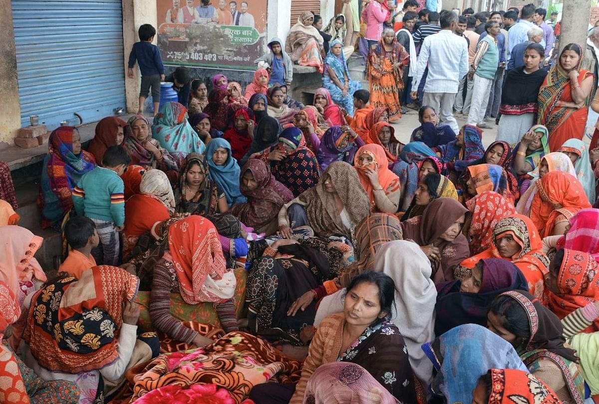फिरोजाबाद: बहू की मौत के बाद मिली ऐसी खबर कि परिवार में मच गया चीत्कार, एक साथ हुआ दंपती का अंतिम संस्कार Husband Commits Suicide After Wife Death Firozabad News