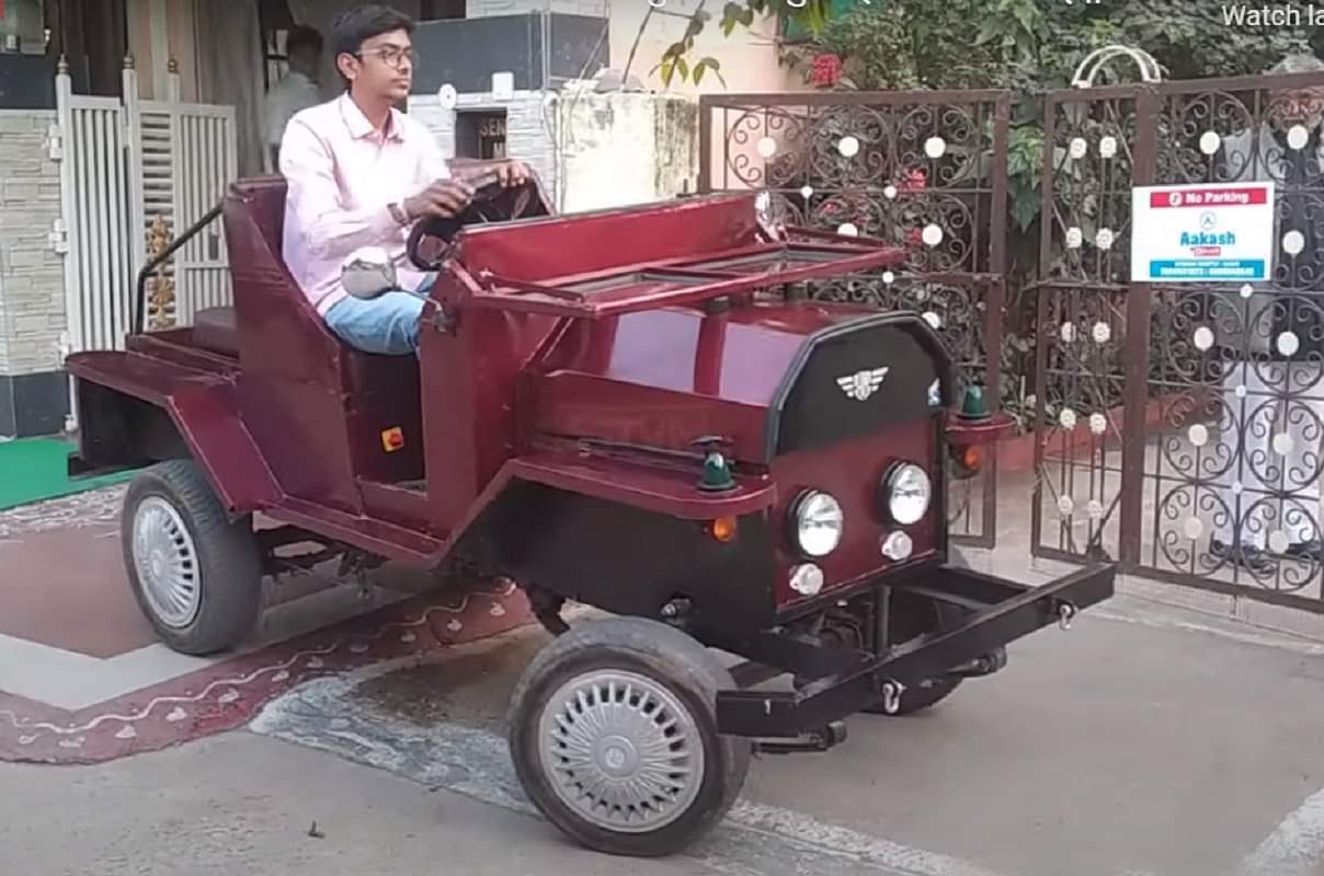 कमाल: मध्यप्रदेश के छात्र ने बनाई सबसे सस्ती इलेक्ट्रिक कार, 30 रुपये में चलती है 185 किमी engineering student Himanshu Bhai Patel in sagar madhya pradesh made a electric car that runs 185 km