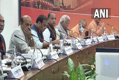 UP Election 2022: भाजपा शासित राज्यों के सीएम ‘डबल इंजन सरकार’ के प्रचार का बनेंगे चेहरा, काशी-अयोध्या चुनाव प्रचार के फोकस में PM chairs good governance meet chief ministers of bjp ruled 12 states up assembly election 2022 kashi ayodhya will be on top priority in UP election