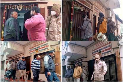 पुष्पराज की हैसियत: 30 देशों में जमा रखी हैं इत्र के कारोबार की जड़ें, बहीखातों से सियासत तक हासिल किया मुकाम Kannauj IT Raid Samajwadi Perfume Businessman Pushparaj Jain IT raids on the premises of SP MLC Pushpraj Jain Pumpi spread fragrance business in 30 countries