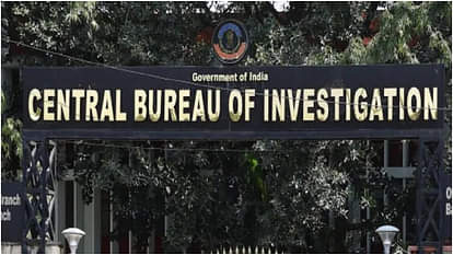 JEE Mains 2021: पेपर में हेरफेर के मामले में IGI एयरपोर्ट से रूसी नागरिक गिरफ्तार, CBI ने शुरू की पूछताछ CBI is questioning a Russian national for alleged hacking of software during JEE Mains 2021 examination