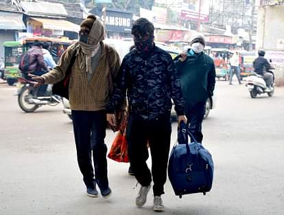 UP Weather Update: सीजन में पहली बार 25 डिग्री से नीचे हुआ दिन का पारा, हवा चलने से सुबह-शाम ठंडक ज्यादा UP Weather Update: Day temperature below 25 degrees for the first time in the season