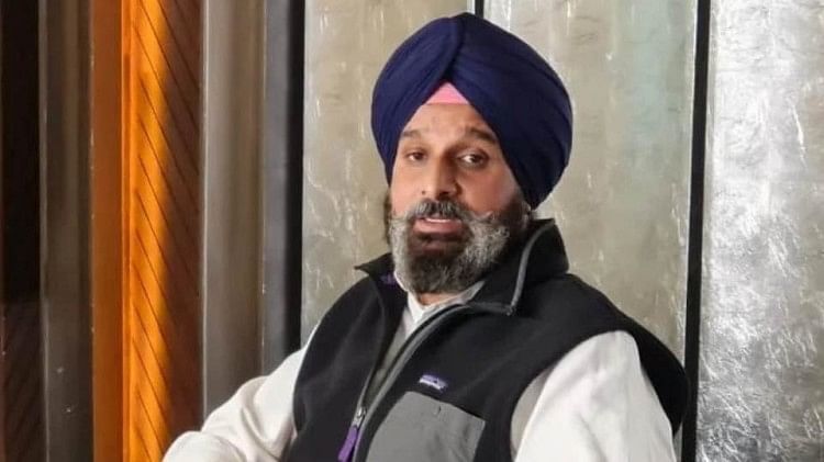 Know about family of Parkash Singh Badal
