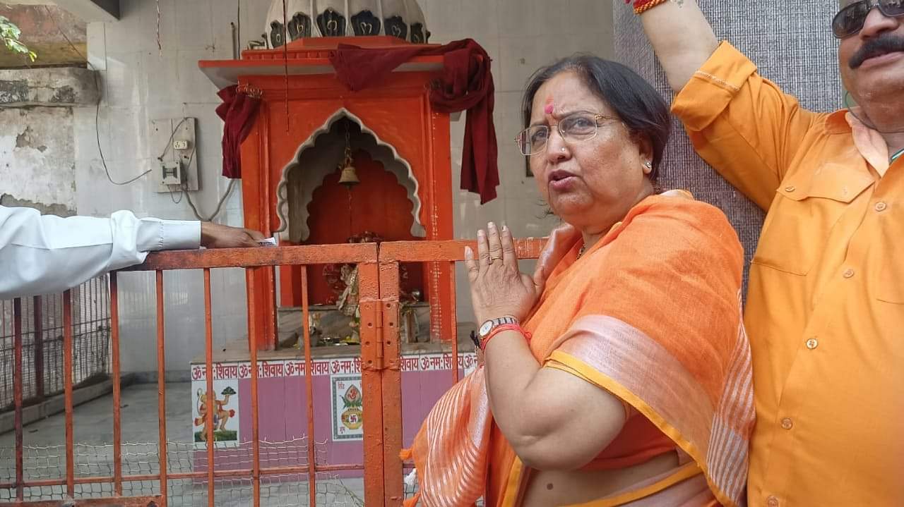 UP Election Result 2022: चुनाव परिणाम आते ही जश्न में डूबे भाजपाई, दिखा गजब का जोश, देखें तस्वीरें UP Election Result 2022 BJP workers celebretion in agra