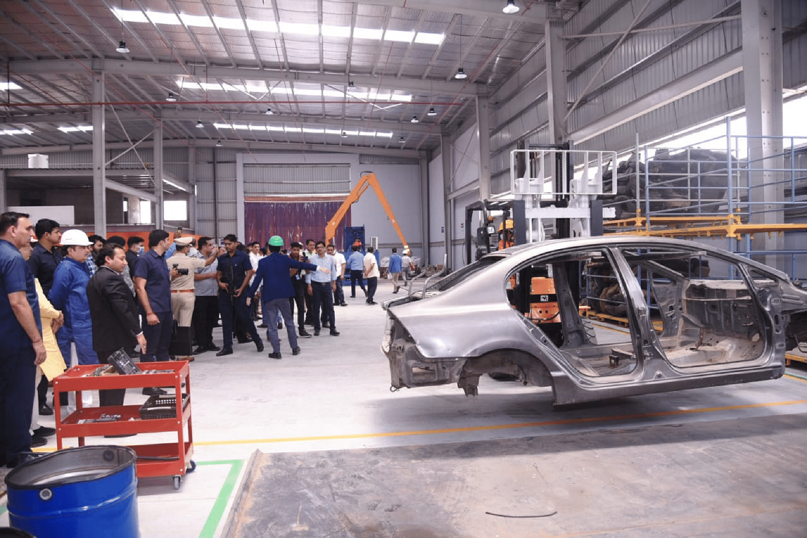 Vehicles Scrap: वित्तीय वर्ष 2022-23 में इतने लाख पुराने वाहन हुए स्क्रैप, इतने अन्य राज्यों में हुए शिफ्ट Over 1.40 lakh overage vehicles scrapped in 2022-23 financial year