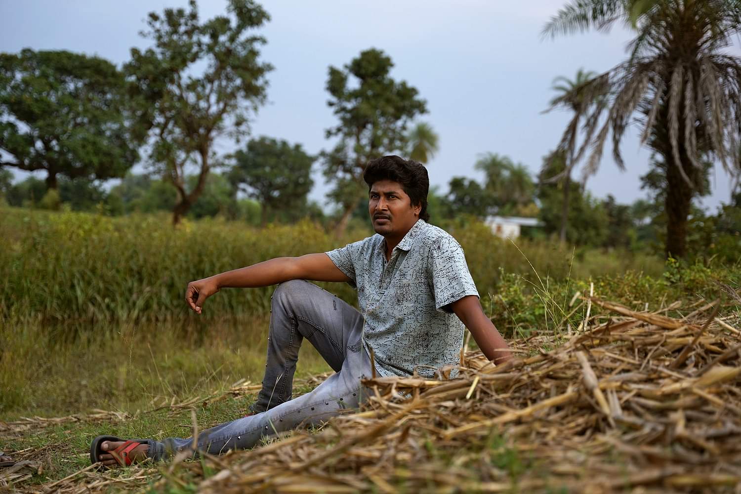 Panchayat Season 2: चंदन रॉय का छलका दर्द, मिडिल क्लास में घर वालों को नहीं लगता कि सिनेमा भी कोई करियर है Panchayat Season 2 release date cast and crew ott series amazon prime video jitendra kumar Chandan roy raghubir yadav
