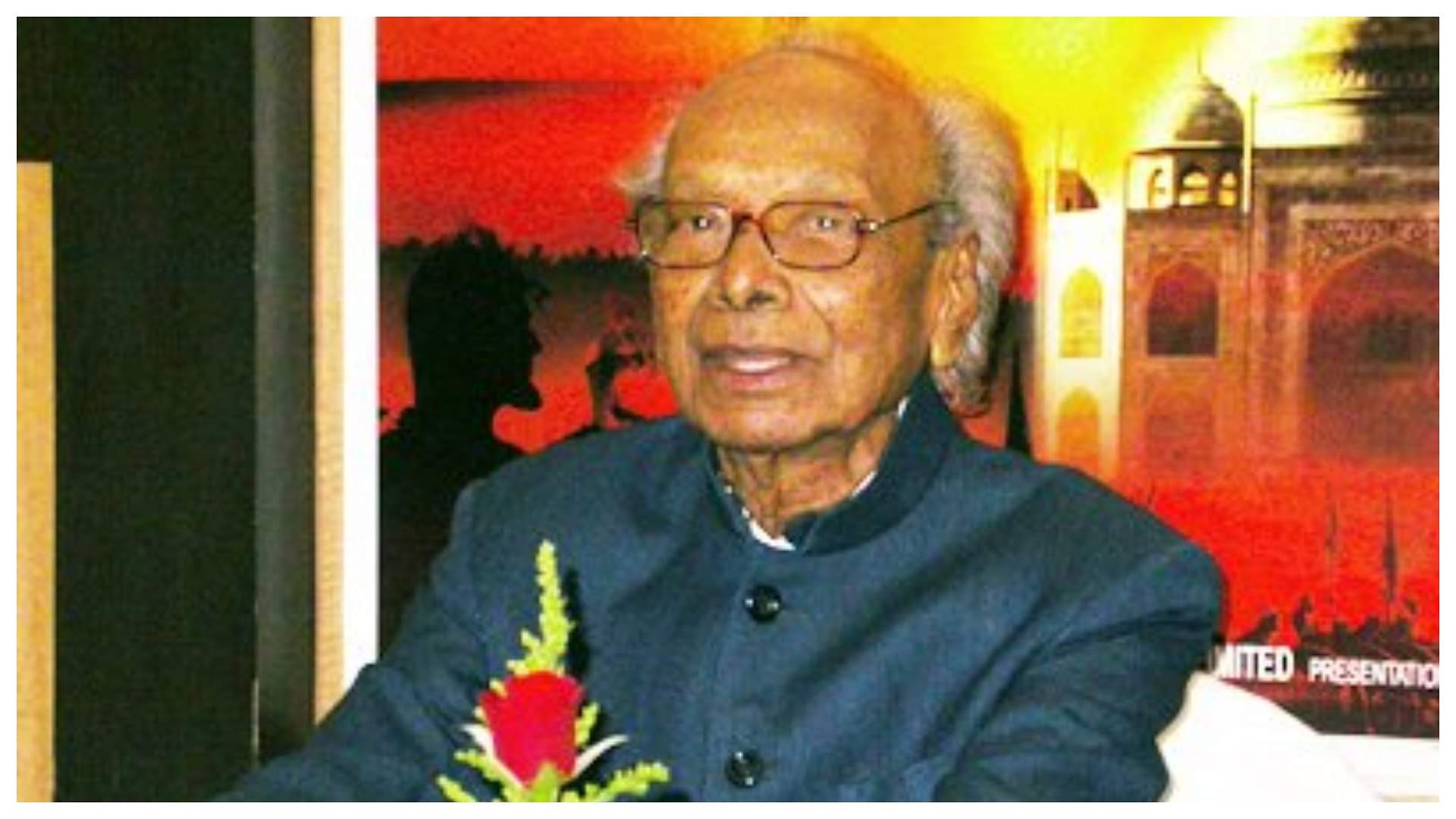 Majrooh Sultanpuri: नब्ज देखने वाले हकीम से दिल छूने वाले शायर ऐसे बने मजरूह सुल्तानपुरी, खाई थी जेल की भी हवा Majrooh Sultanpuri Death Anniversary: Great Indian Urdu poet and lyricist wrote lyrics for Hindi film soundtracks