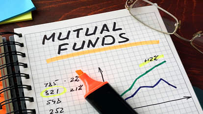 Money : बूस्टर एसआईपी और वैल्यू फंड रिटर्न के लिहाज से बेहतर साधन, जानें इक्विटी फंड में निवेश का गणित Money : Booster SIP and Value Fund Better means in terms of returns, know math of investing in equity funds