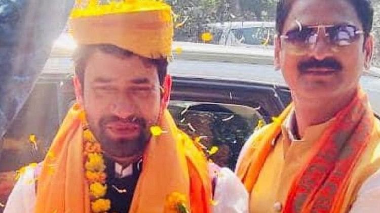 Lok Sabha By Election Result: आजमगढ़ अब निरहुआ के कब्जे में, सपा के गढ़ में ही मुलायम परिवार को दी पटखनी Lok Sabha Bye Election Result Azamgarh BJP Dinesh lal yadav Nirhua defeated Mulayam singh family in Samajwadi party stronghold
