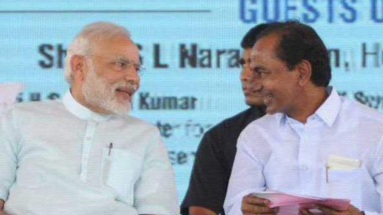 KCR Attacks Modi: तेलंगाना के मुख्यमंत्री ने पीएम को क्यों कहा सेल्समैन? 10 पॉइंट में केसीआर के मोदी पर हमले Telangana CM KCR on PM Modi Know Why He Comments Salesman, Dictator and Liar to PM Latest News in Hindi