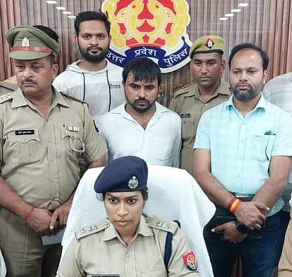 सामूहिक दुष्कर्म का मुख्य आरोपी पोस्टमास्टर गिरफ्तार Main accused of gang rape, postmaster arrested