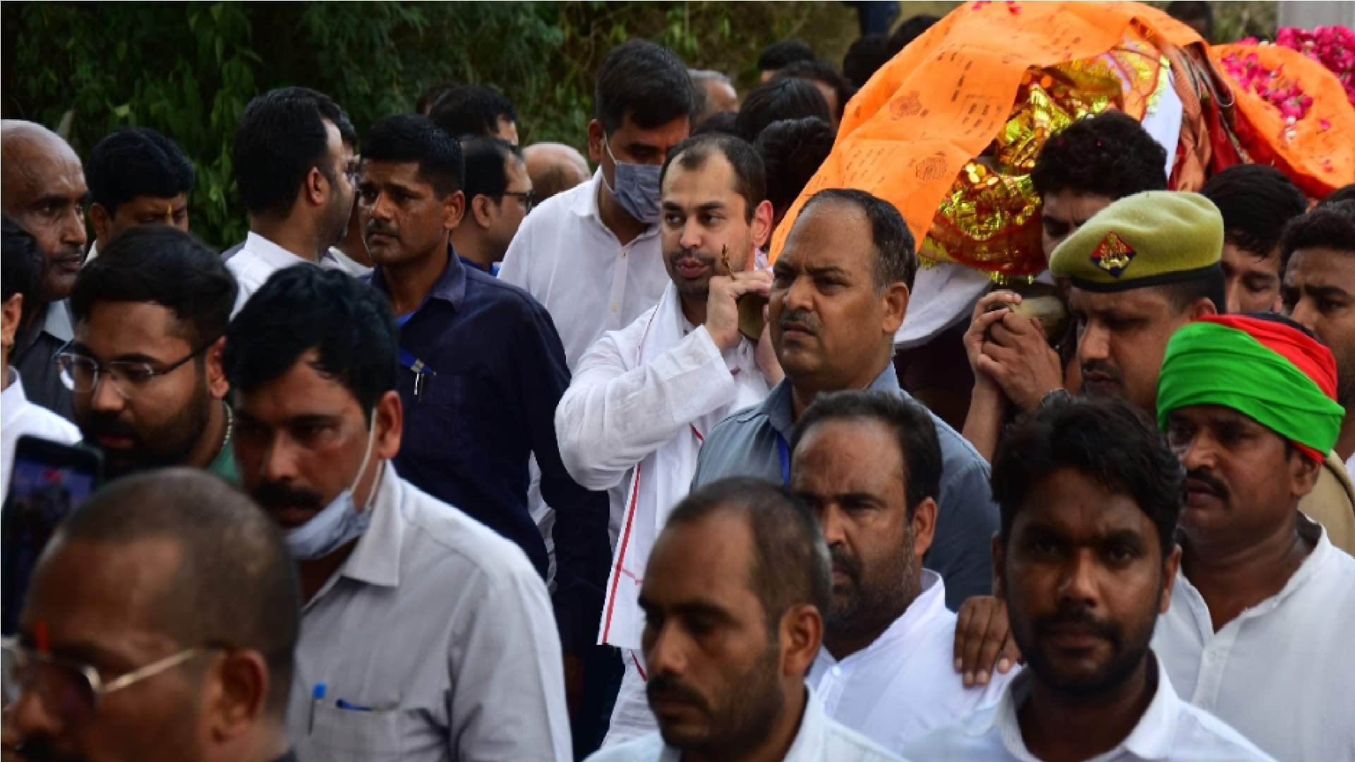 मुलायम की साधना से जुड़ी यादें: मां को ऐसा इंजेक्शन लगाने जा रही थी नर्स, जिस पर पड़ी साधना की नजर, यहीं से शुरू हुई दोनों की कहानी Mulayam Singh Yadav s Memories related wife Sadhna Gupta and mother Murti Devi