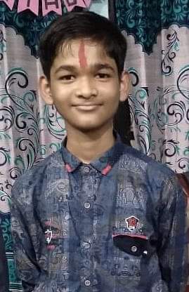Prayagraj : पिता ने मोबाइल के लिए डांटा तो नौंवी का छात्र फांसी पर लटका 9th student hanged for being scolded for mobile