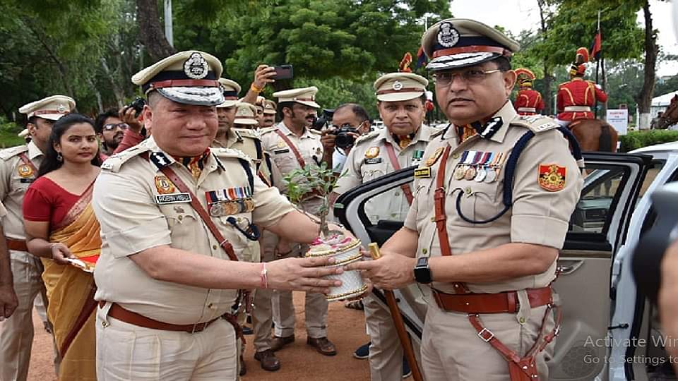 जानें कौन हैं दिल्ली के नए पुलिस कमिश्नर: आईटीबीपी में डीजी रह चुके हैं संजय अरोड़ा, नाम से थर्राता था वीरप्पन Delhi new police Commissioner Sanjay Arora appointed as new Police Commissioner of Delhi Police