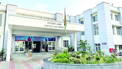 स्वास्थ्य: गंग्याल अस्पताल की 'सेहत' खराब, तीन थियेटर में हफ्ते से सर्जरी बंद jammu Gangyal Hospital surgery stopped in three theaters for weeks