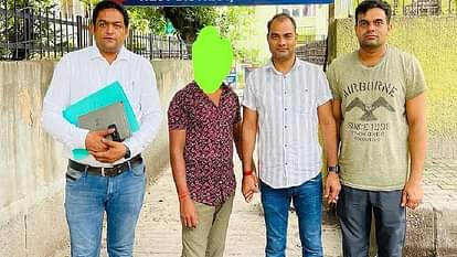 21.50 KG Ganja Recovered: गांजा तस्करी के आरोप में भोजपुरी गायक गिरफ्तार, गा चुका है 100 से ज्यादा गाने bhojpuri singer vinay arrested for smuggling ganja he sung more than 100 songs