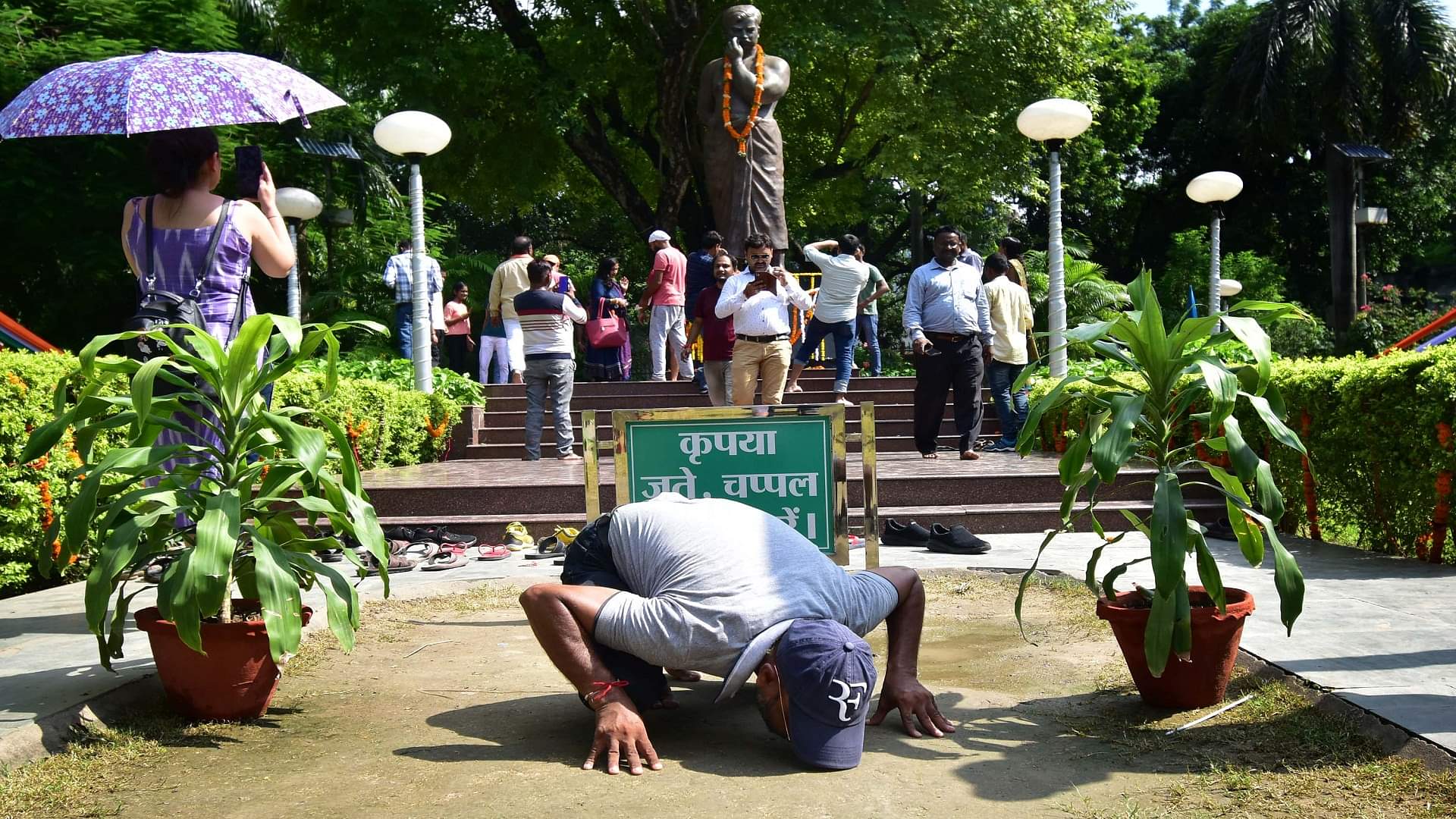 Azadi ka Amrit Mahotsav आजाद पार्क की ओर मुड़े शहर के हर रास्ते, पिछले कुछ दिन से है मेले जैसा माहौल every way of the city turn of Chandra Shekhar Azad Park