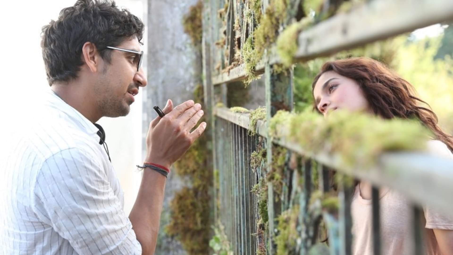 Brahmastra: 'ब्रह्मास्त्र' के डायलॉग्स की किरकिरी पर अयान मुखर्जी ने तोड़ी चुप्पी, फैंस से किया यह वादा Brahmastra part one Shiva Director Ayan Mukerji Promises better dialogue in Part two after Criticism