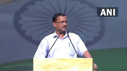 Gujarat Assembly elections : गुजरात विधानसभा चुनाव के लिए AAP ने कसी कमर, नौ और प्रत्याशियों को उतारा AAP releases the second list of nine candidates for the Gujarat Assembly elections