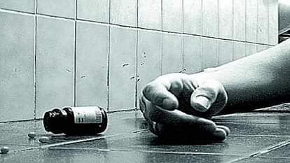 Jalandhar: फुटबॉल कोच ने शादी से किया मना तो आहत महिला कोच ने जान दी, पुलिस ने दर्ज किया मामला Woman coach commits suicide in Jalandhar of Punjab