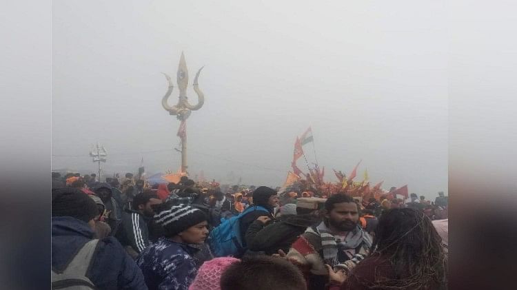 Manimahesh Yatra Thousands Of Shiva Devotees Took A Dip In The Holy