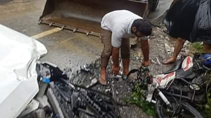 Accident: दिल्ली-देहरादून हाईवे पर दर्दनाक हादसा, सिपाही की मौके पर मौत, कार सवार कई लोग गंभीर रूप से घायल A constable has died in road accident on Delhi-Dehradun Highway in Saharanpur