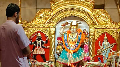 नवरात्रि के लिए मंदिरों में भारी उत्साह: मंदिर एप से पाएं टिकट, दर्शन के लिए नहीं करना पड़ेगा इंतजार Huge enthusiasm in temples for Navratri: Get tickets from temple app, no need to wait for darshan