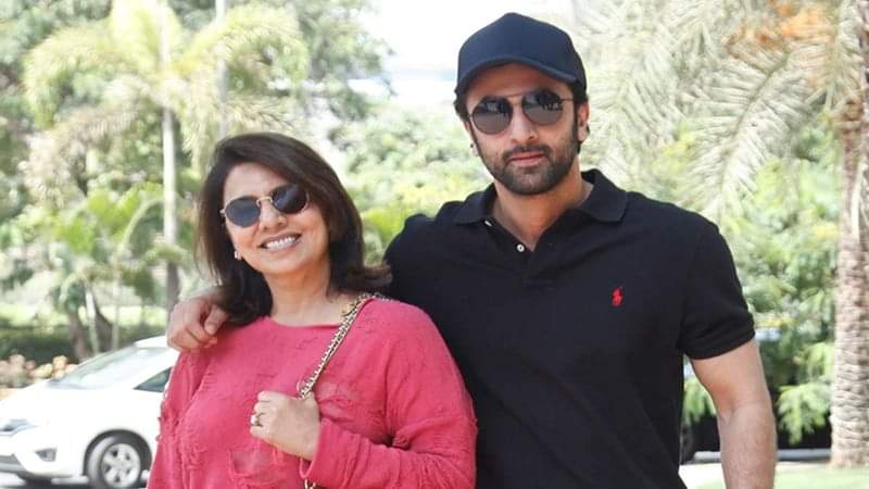 Ranbir Kapoor Birthday: नीतू कपूर ने बेटे के बर्थडे पर शेयर की प्यारी सी तस्वीर, कहा- तुम मेरे शक्ति अस्त्र हो Ranbir Kapoor Birthday: Neetu Kapoor shared Special photo on social media said you are my Shakti Astra