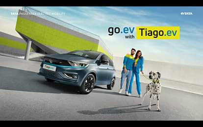 Tata Tiago EV: टाटा मोटर्स ने टियागो को इलेक्ट्रिक अवतार में किया लॉन्च, जानें कीमत, रेंज और फीचर्स Tata Tiago EV launched in India Know Price Range Features Specs News in Hindi