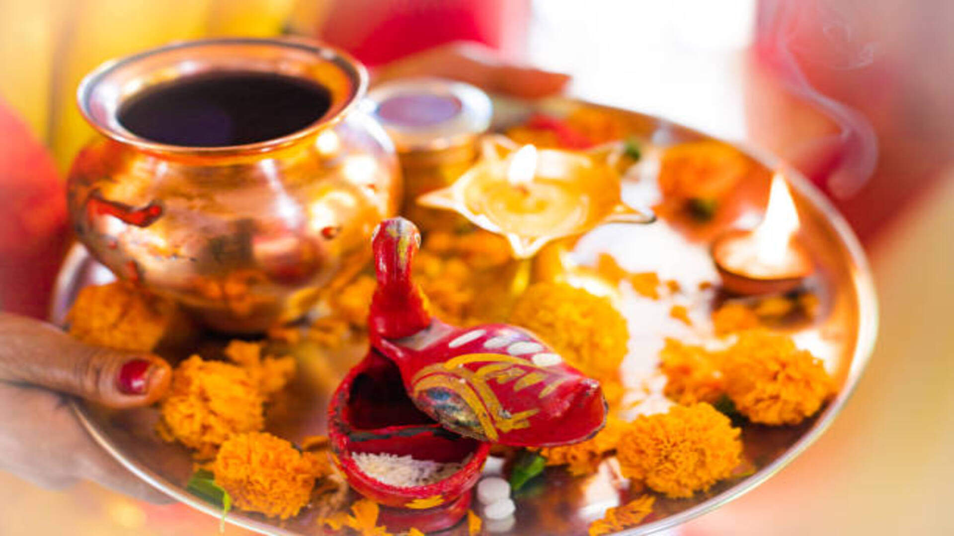 Navratri 2022 5th Day: नवरात्रि का पांचवां दिन है मां स्कंदमाता को समर्पित, जानिए पूजा विधि और कथा Shardiya Navratri 2022 5th Day maa skandamata Puja Vidhi Shubh Muhurat Colour And Katha