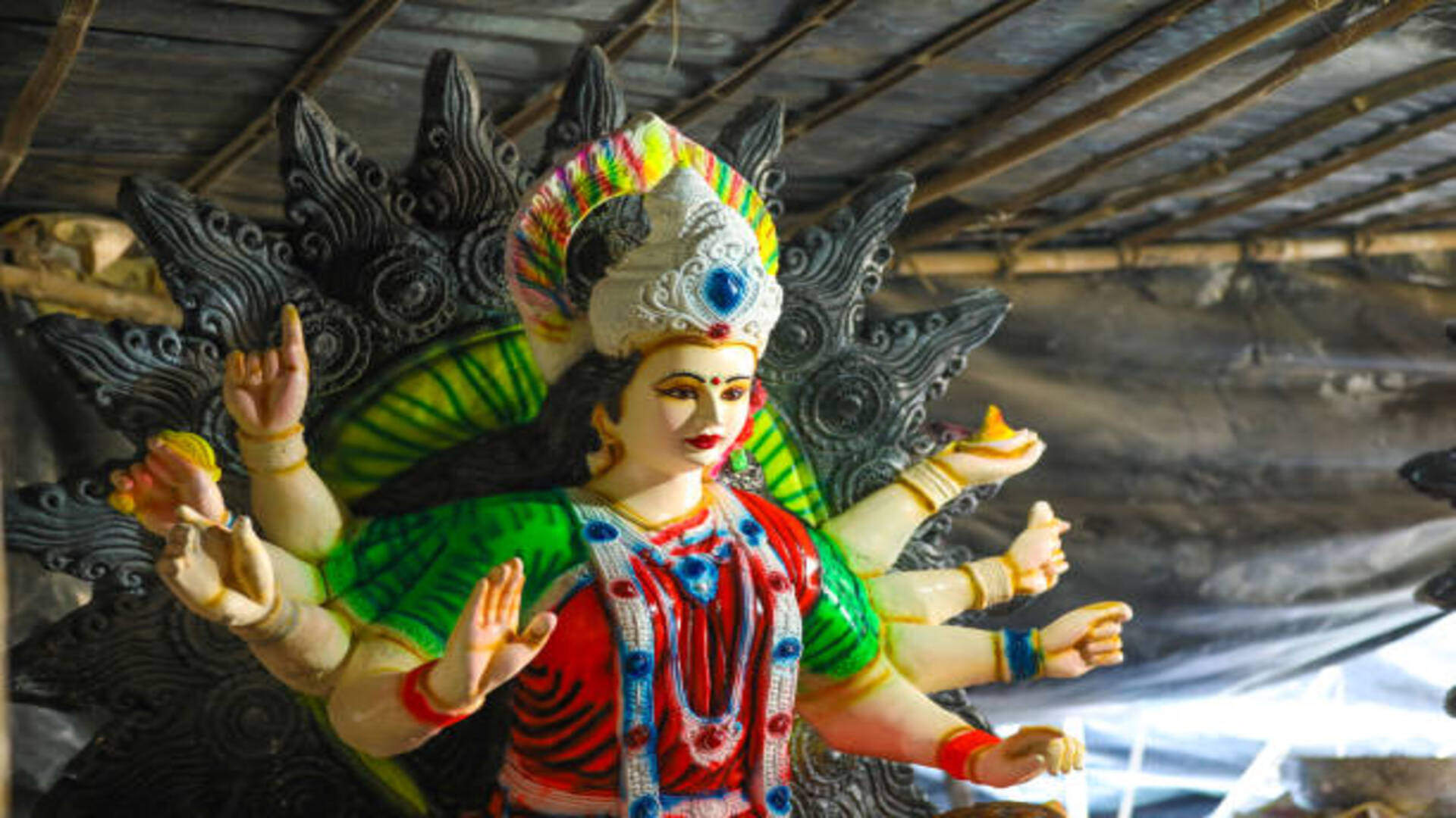 Navratri 2022 5th Day: नवरात्रि का पांचवां दिन है मां स्कंदमाता को समर्पित, जानिए पूजा विधि और कथा Shardiya Navratri 2022 5th Day maa skandamata Puja Vidhi Shubh Muhurat Colour And Katha