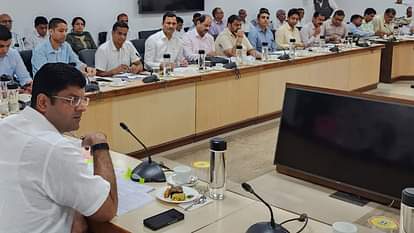Haryana News: किसानों को 48 घंटे में मिलेगा फसल का भुगतान, डिप्टी सीएम ने किया एलान Farmers will now given money for crop payment in 48 hours in Haryana