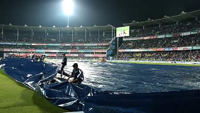 Guwahati Weather, IND vs SA 2nd T20: दूसरे टी20 पर बारिश का साया, गुवाहाटी में पहले भी रद्द हो चुका है मैच Guwahati Weather Forecast, IND vs SA 2nd T20: India vs South Africa Weather Barsapara Stadium Pitch Report
