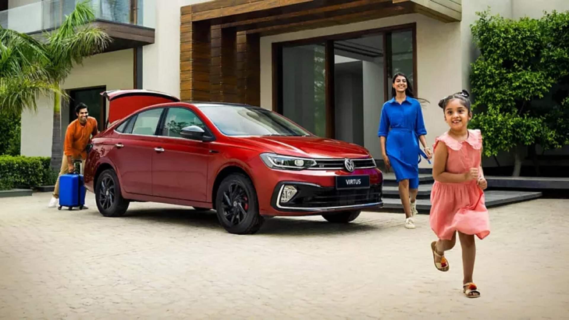 Volkswagen Virtus: फॉक्सवैगन की इस सेडान कार को मिला शानदार रिस्पॉन्स, 4 महीने में बिक्री 9000 यूनिट्स के पार VW Virtus sedan car Volkswagen Virtus Delivery cross 9000 units within four months of launch News in Hindi