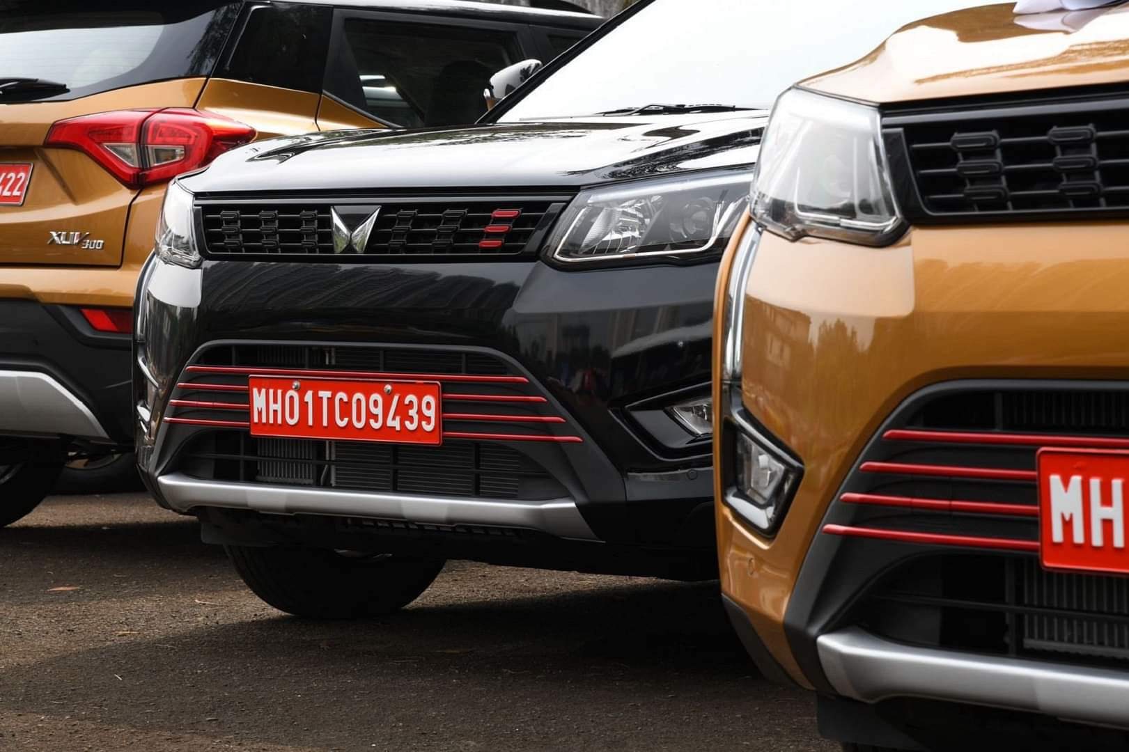 Mahindra XUV300 TurboSport: महिंद्रा XUV300 SUV का पावरफुल वैरिएंट लॉन्च, ह्यूंदै वेन्यू टर्बो को देगी टक्कर Mahindra XUV300 TurboSport Variant launched in India Know Price Features Specs News in Hindi