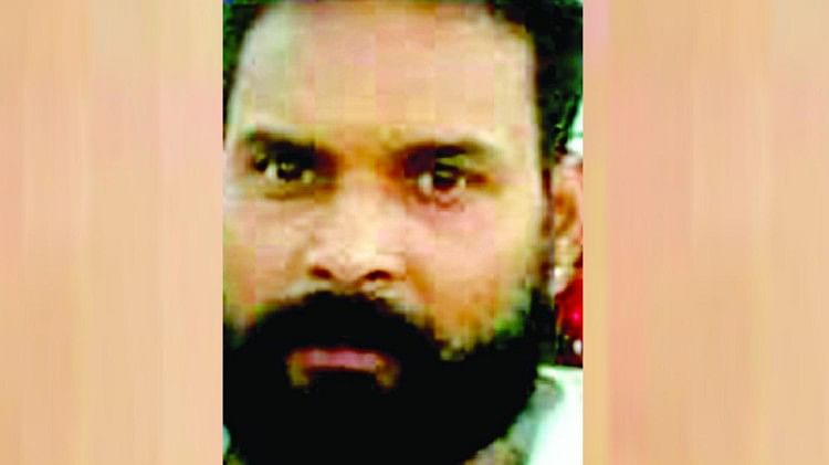 चारों मरेंगे... ऐसा ही हुआ, हादसे के समय 230 किलोमीटर प्रति घंटा थी बीएमडब्ल्यू की रफ्तार, FB लाइव से खुलासा Pics of BMW and a container accident in Sultanpur.