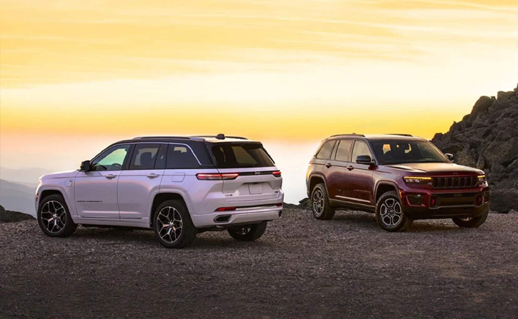 Jeep Grand Cherokee SUV: अगले महीने लॉन्च होगा जीप ग्रैंड चेरोकी का न्यू जेनरेशन मॉडल, देखें नई एसयूवी का टीजर Jeep India to launch Jeep Grand Cherokee SUV 5th Generation in November News in Hindi